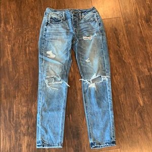 🦋NWOT!! American Eagle tomgirl jean 2